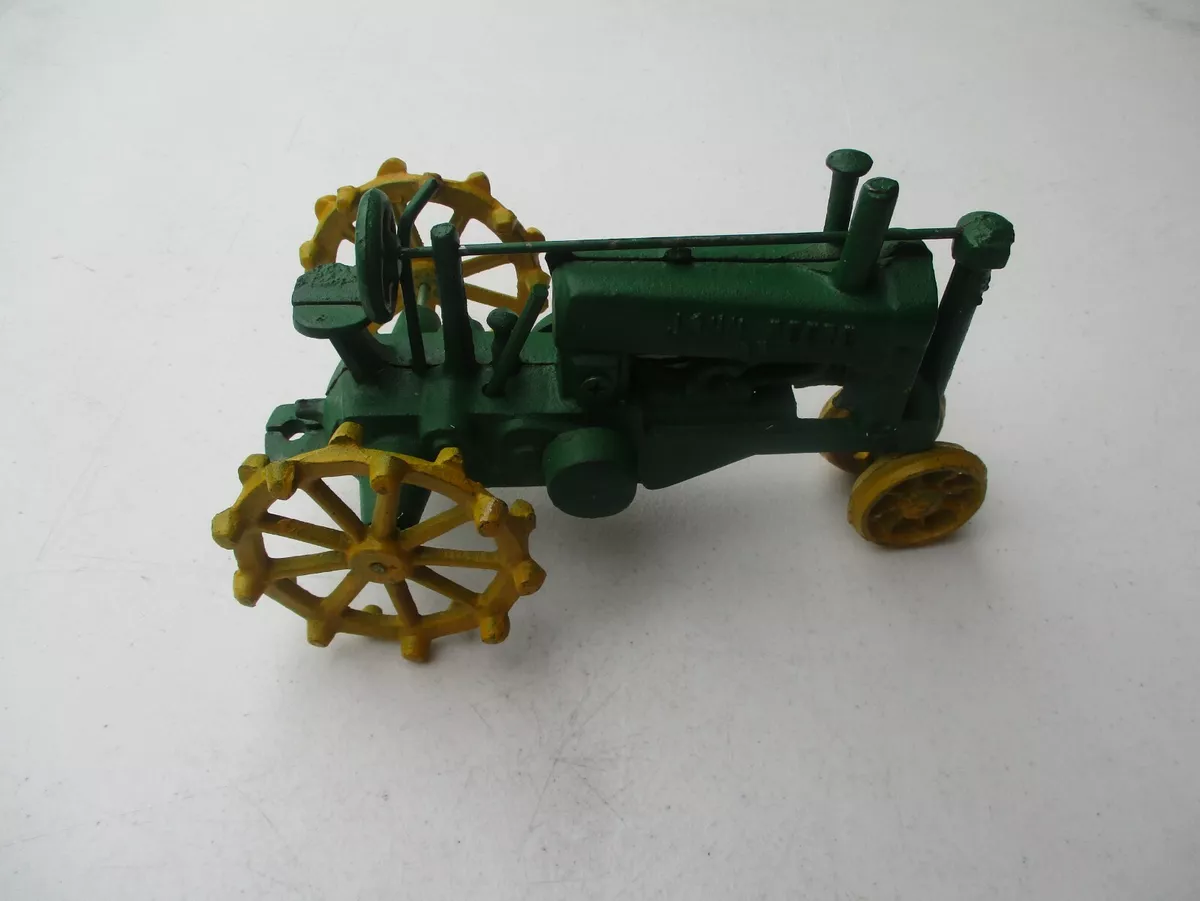 Cast iron john deere tractor toy sales
