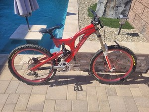 【新品アウトレット、送料込みに変更可】SANTACRUZ 5.8 Batmo Santa Cruz Downhill | eBay