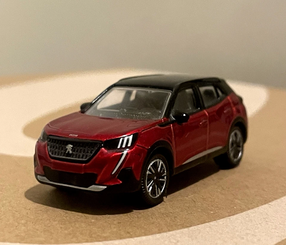 Miniature Norev Peugeot 2008 2 II 1/64 1:64 3 inches Métal Excellent état - Photo 2/4