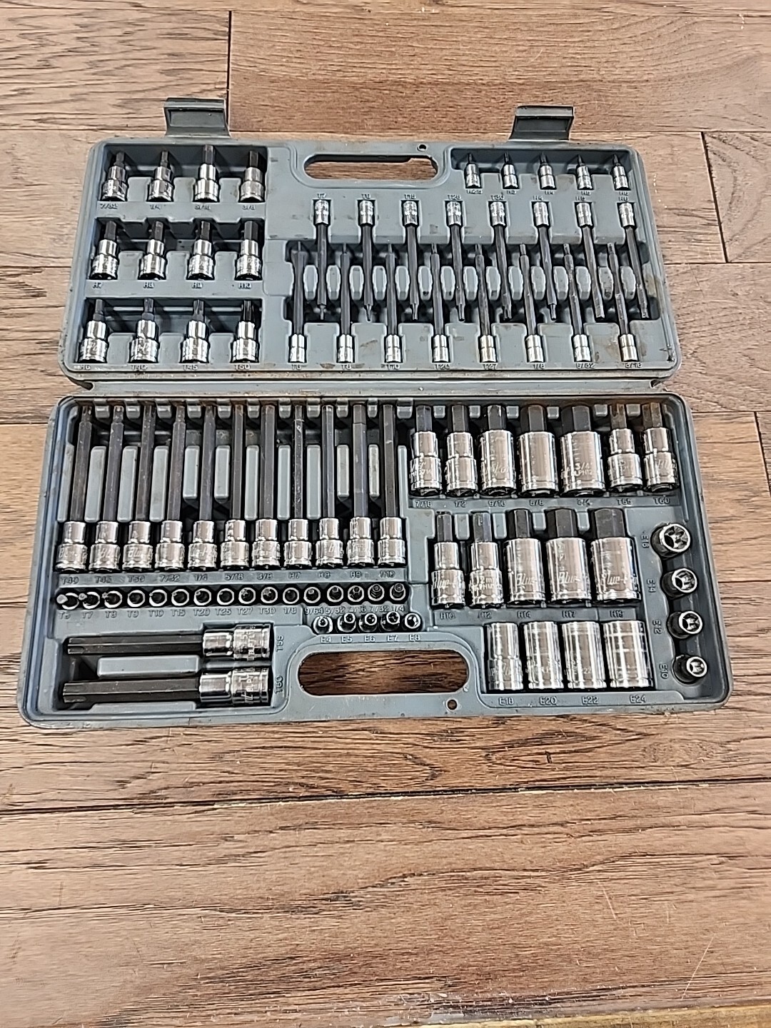 Blue Point ブルーポイント BLPLM3810～3819 3/8 ディープソケット 10個セット【野田愛宕店】【店頭取引限定】【中古】IT8W65EAVDB4 Blue Point ブルーポイント BLPLM3810～3819 3/8 ディープソケット 10