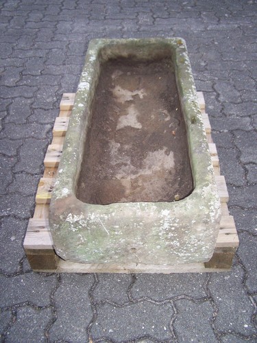gelblicher Sandsteintrog - Pflanztrog - Brunnentrog - Natursteintrog - Bild 10 von 12