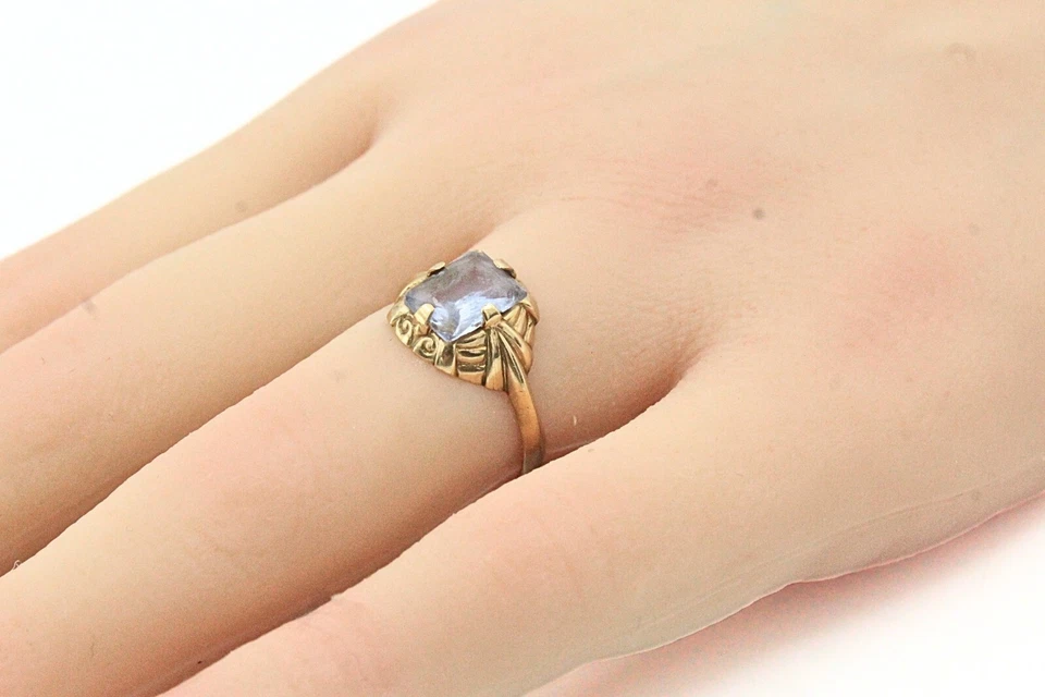 Exquisite Antique Art Deco 10K Gold Light Blue Glass Ring Sz 5.5 - Image 3 of 4