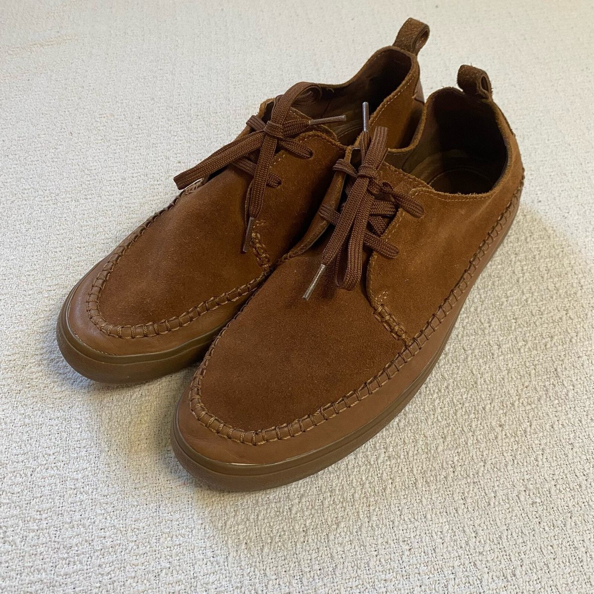 Clarks Tan Suede Leather Men display picture 3
