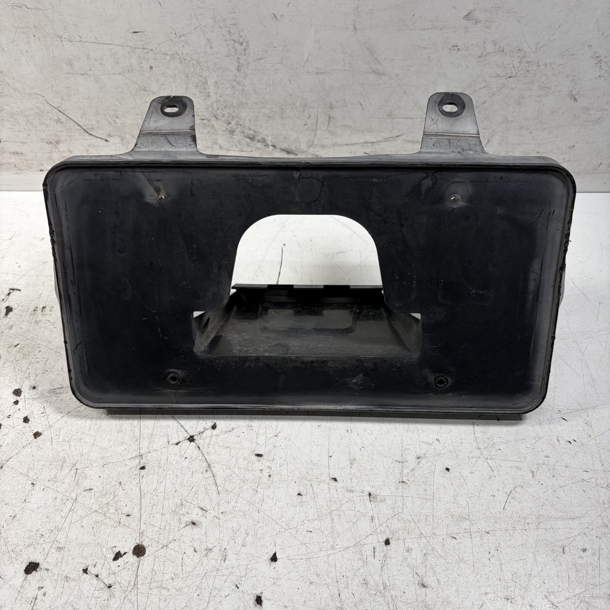 03-05 Honda Pilot Front License Plate Case Holder 71180-S9V-A00ZA