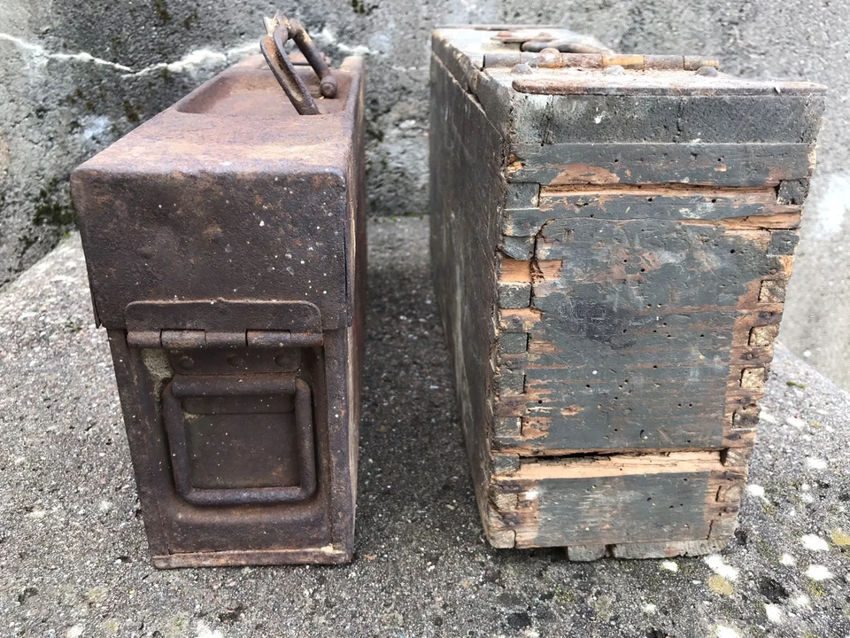 Lot 2 caisses MG 08 / 15 Allemand ww1 - Acier bois - Photo 3/4