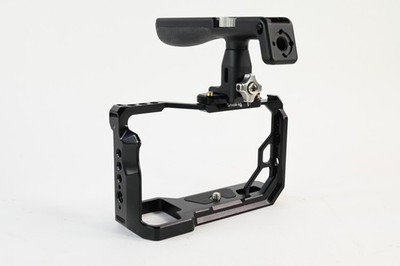 SmallRig Cage for Sony A7C 3081 w/ Top Handle #G374
