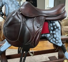 devoucoux  Chiberta saddle 18 In Brown Jump