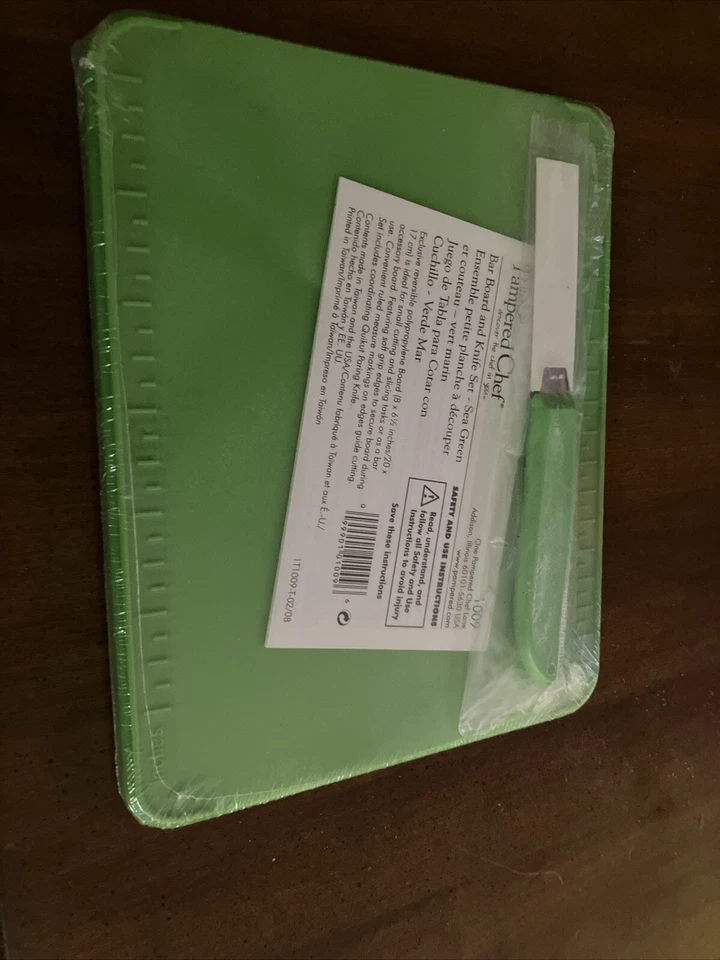 The Pampered Chef Bar Board And Knife Set - Sea Green - Image 2 of 2
