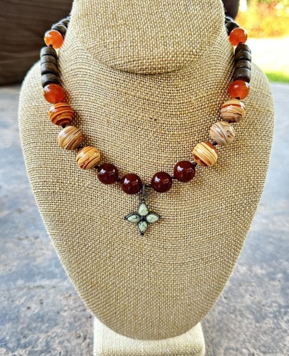 Lucky Brand Maltese Cross Pendant Necklace Carnelian Beads - Picture 9 of 9