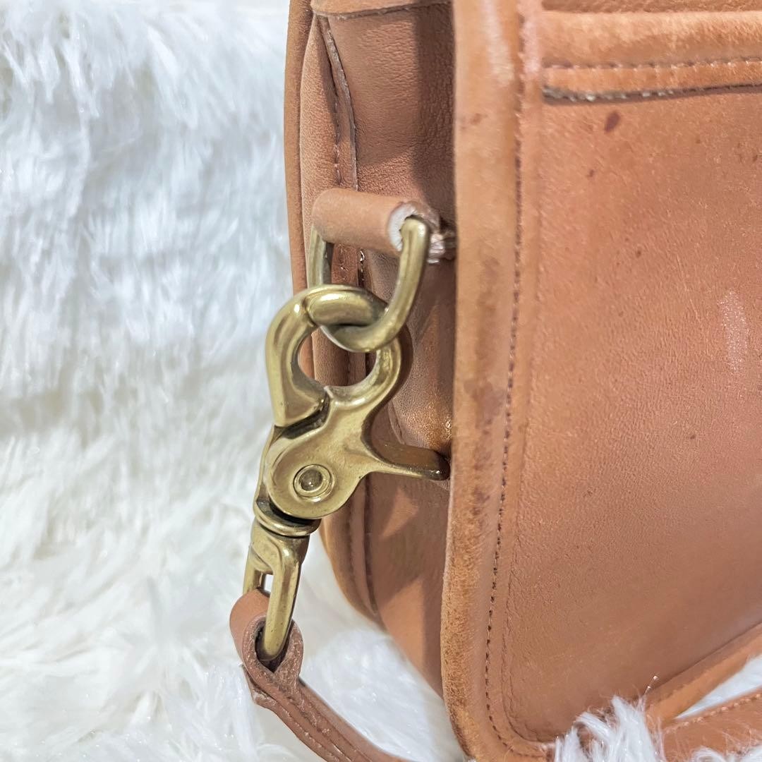 COACH 9755 Crossbody Shoulder Bag Vintage Leather Turnlock