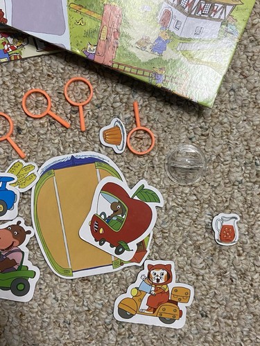 Richard Scarry's Busytown Eye Found It Game - Picture 10 of 10