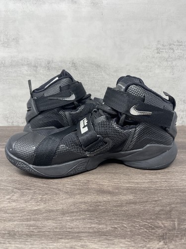 Nike Lebron Soldier 9 Shoes Mens 8 Black Silver 749417-001 - Picture 11 of 13
