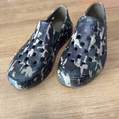 NIB - Vans Slip-On Trk Toddler Breathable Water Shoes Size 3  display picture 3