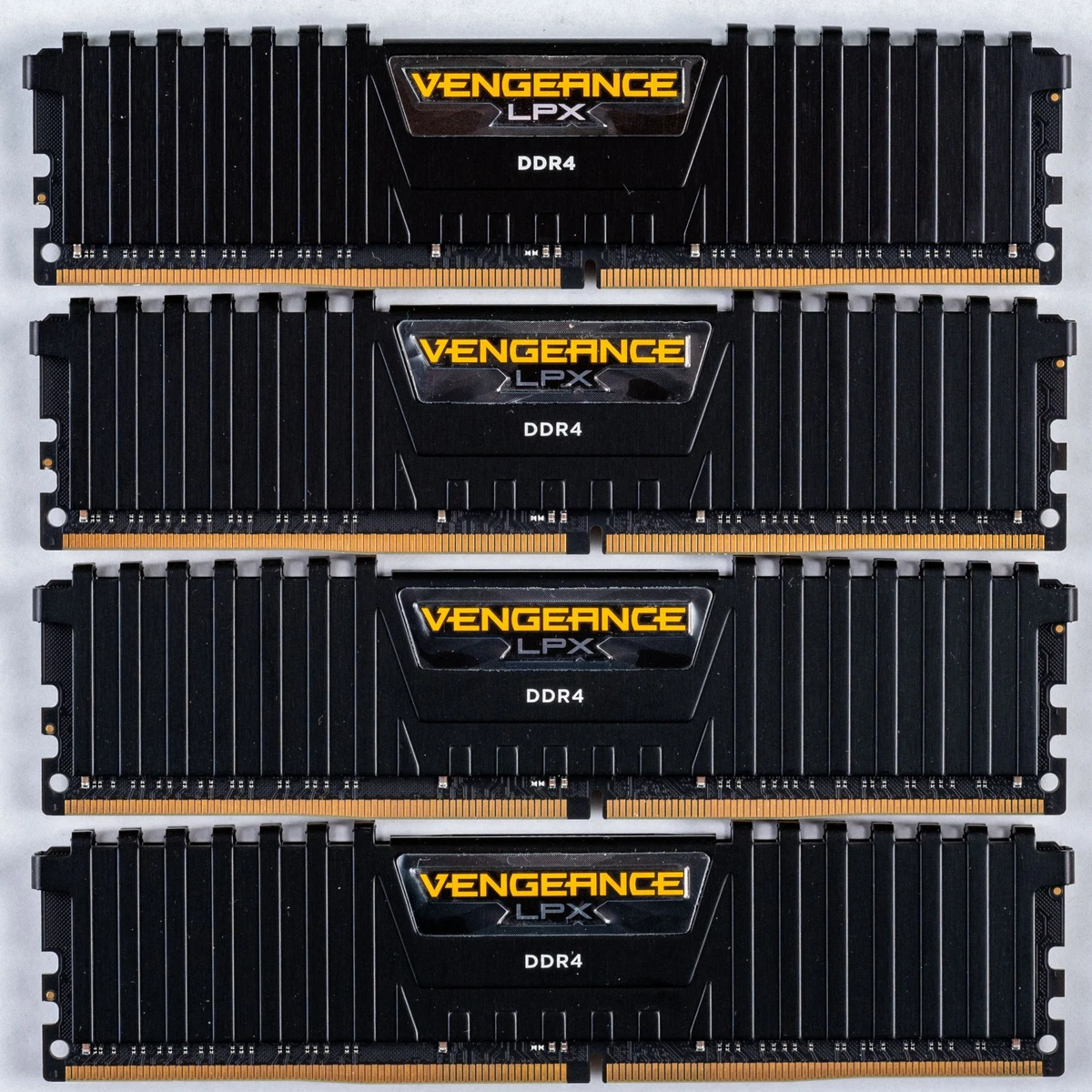 メモリー CORSAIR DDR4 PC4-21300 8GBx2 Las mejores ofertas en Corsair PC4-21300 (DDR4-2666) velocidad de
