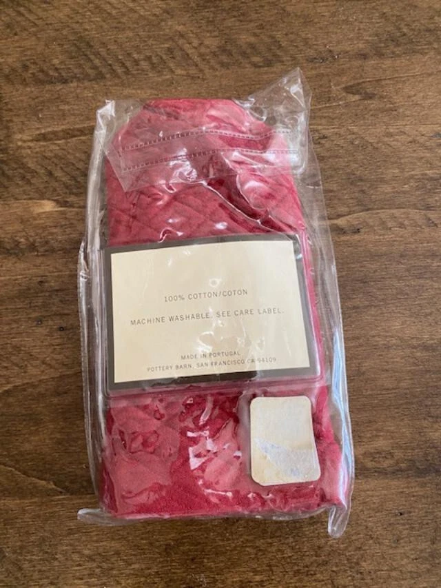 Cubierta de caja de pañuelos Pottery Barn Diamond matelasse roja nueva 100 % algodón Foto 3 de 3