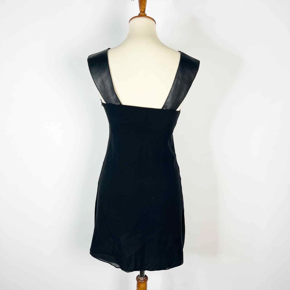 Vestido Vivienne Tam negro 100% seda con correas de cuero talla 1 Foto 4 de 4