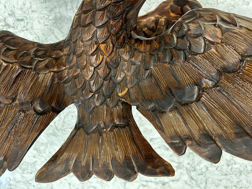 VINTAGE HAND CARVED WOODEN LARGE BEAUTIFUL EAGLE SCULPTURE WITH FREE ...