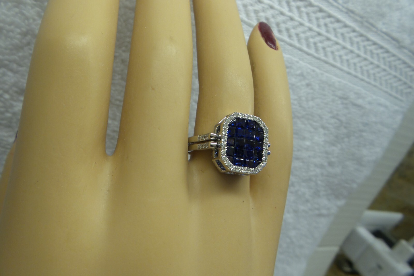 Fine Solid 18kt Double Sided Flip Ring, Natural D… - image 8