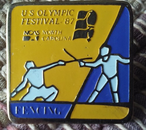 Fencing U.S. Olympic Festival pin badge 1987 NCAS North Carolina