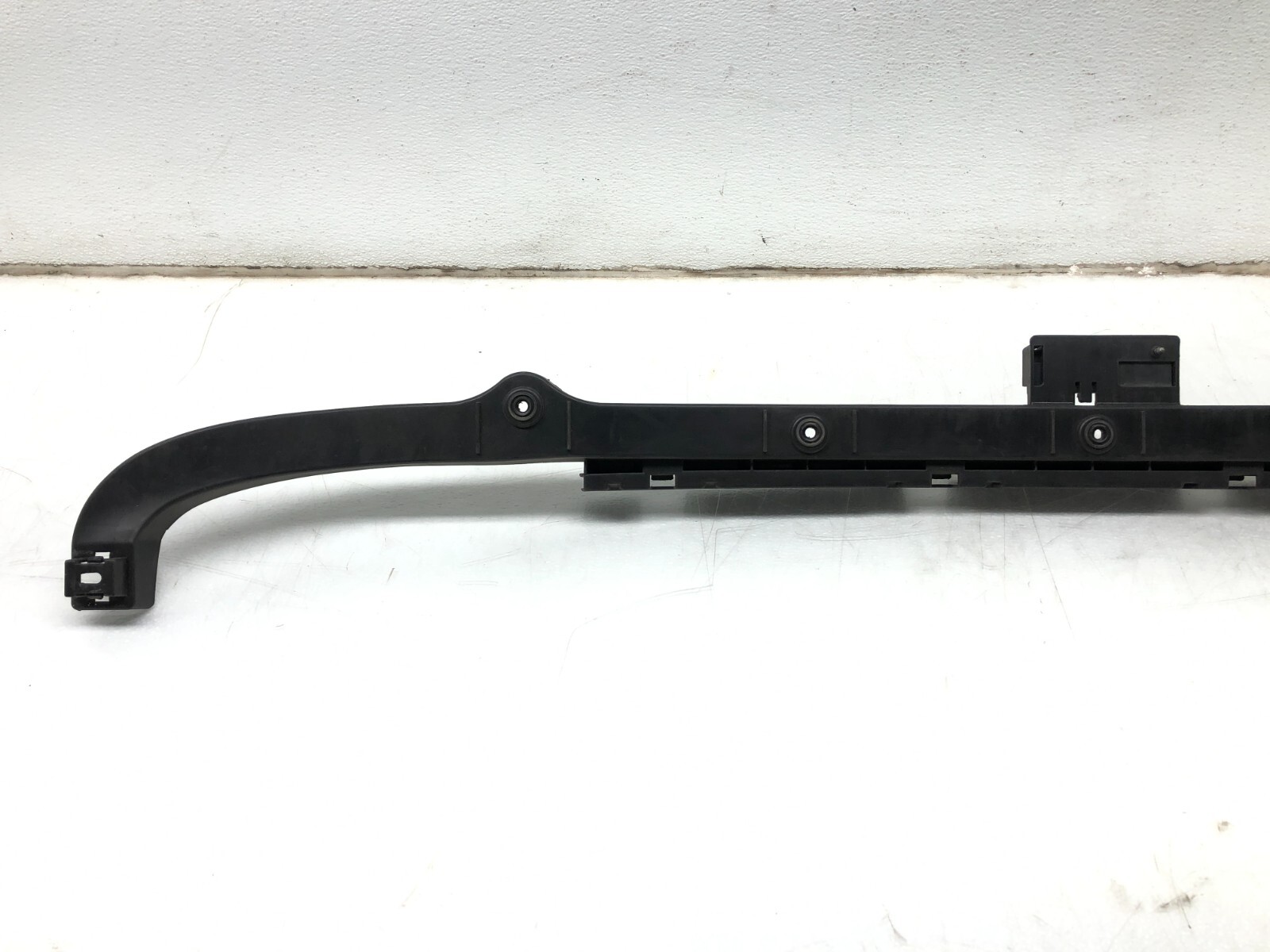 Maserati Ghibli 2014-2019 REAR+UPPER Bumper bracket