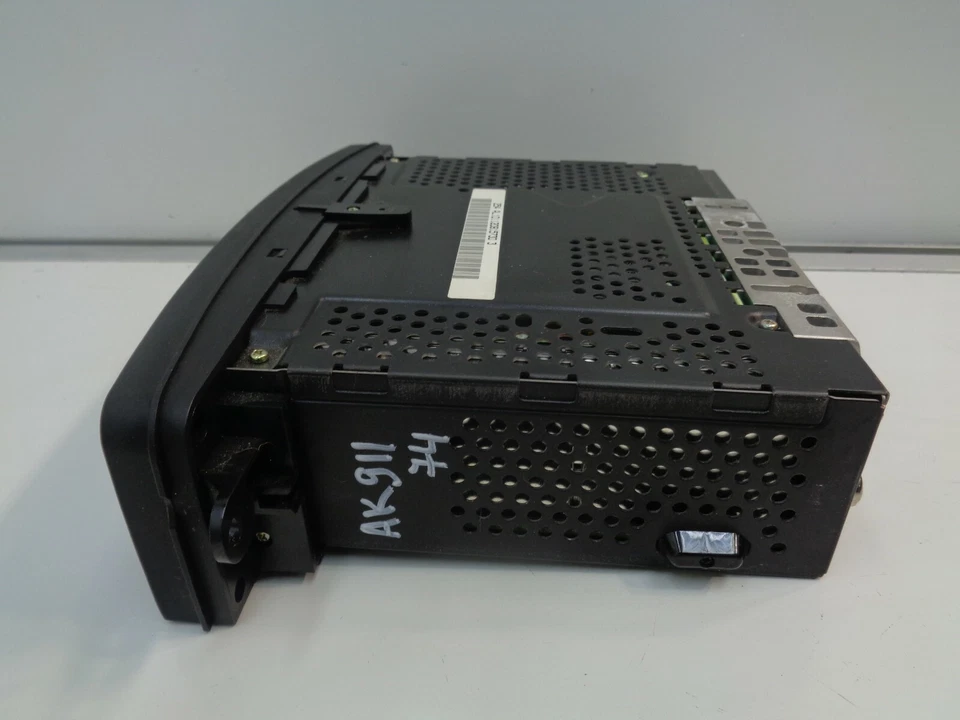 Reproductor de radio de audio FM/AM 2002-2004 Mercedes C230 W203 A2038202486 OEM AK91174 Foto 3 de 4