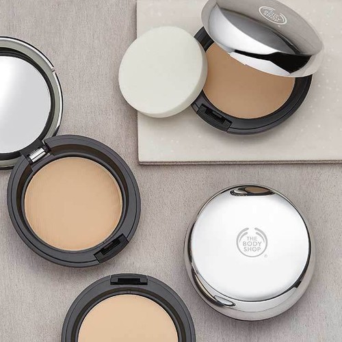 The Body Shop ALL-IN-ONE - Face Base / Concealer / INSTABLUR™ Universal - Picture 73 of 76