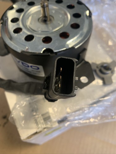 Cooling Fan Motor VDO PM9145 For 2001-2005 Chrysler PT Cruiser - Picture 6 of 10