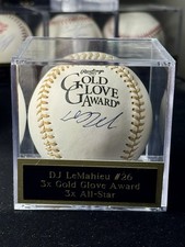 DJ LeMahieu Signed Official Gold Glove Baseball JSA COA Yankees Auto Display