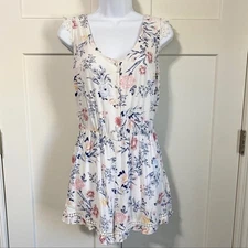 kendall & Kylie white floral lace romper size small