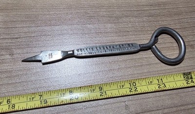 Vtg Hollis Laboratories Pharmacist Optometrist Queens? Advertising Bottle Opener