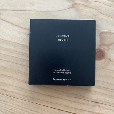 Younique Touch Fusion Highlighter Golden Brand New 