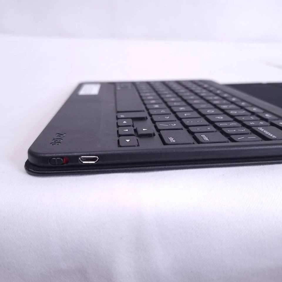 ZAGG Messenger Universal 8" Wireless Bluetooth Keyboard Stand for Ipad Android - Image 4 of 4