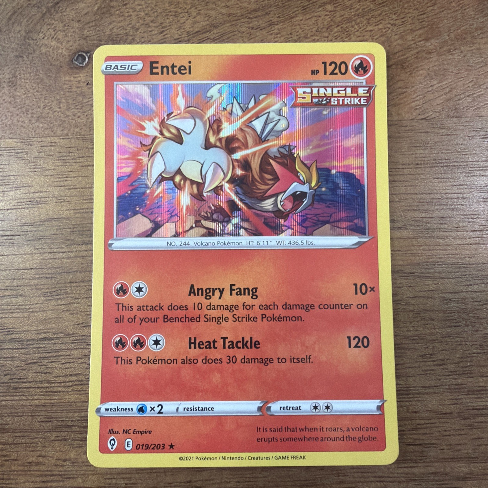 Pokemon TCG Entei Sword & Shield Evolving Skies 19/203 Holo Rare NM