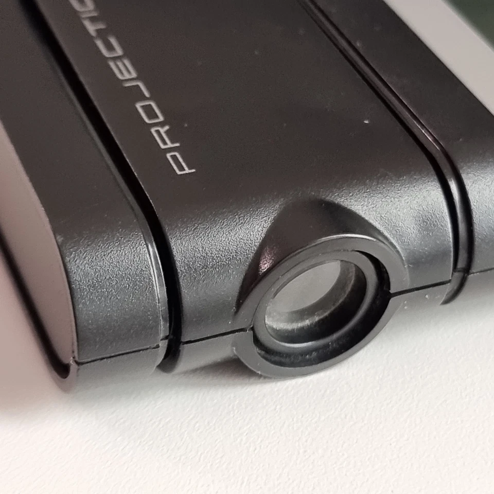 Reloj despertador de proyección clásico Oregon Scientific RM308P - negro Foto 4 de 4