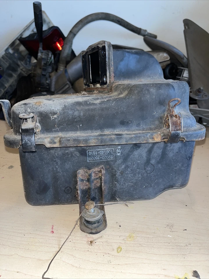 85-88 Toyota Pickup 4Runner MEDIDOR DE FLUJO DE AIRE AFM MAF LIMPIADOR DE CAJA DE AIRE 22RE caja metálica Foto 2 de 3