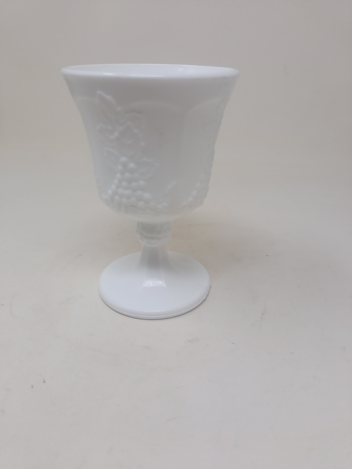Vtg Indiana White Milk Glass Footed Goblet Sherbet Cup Colonial Harvest Grape