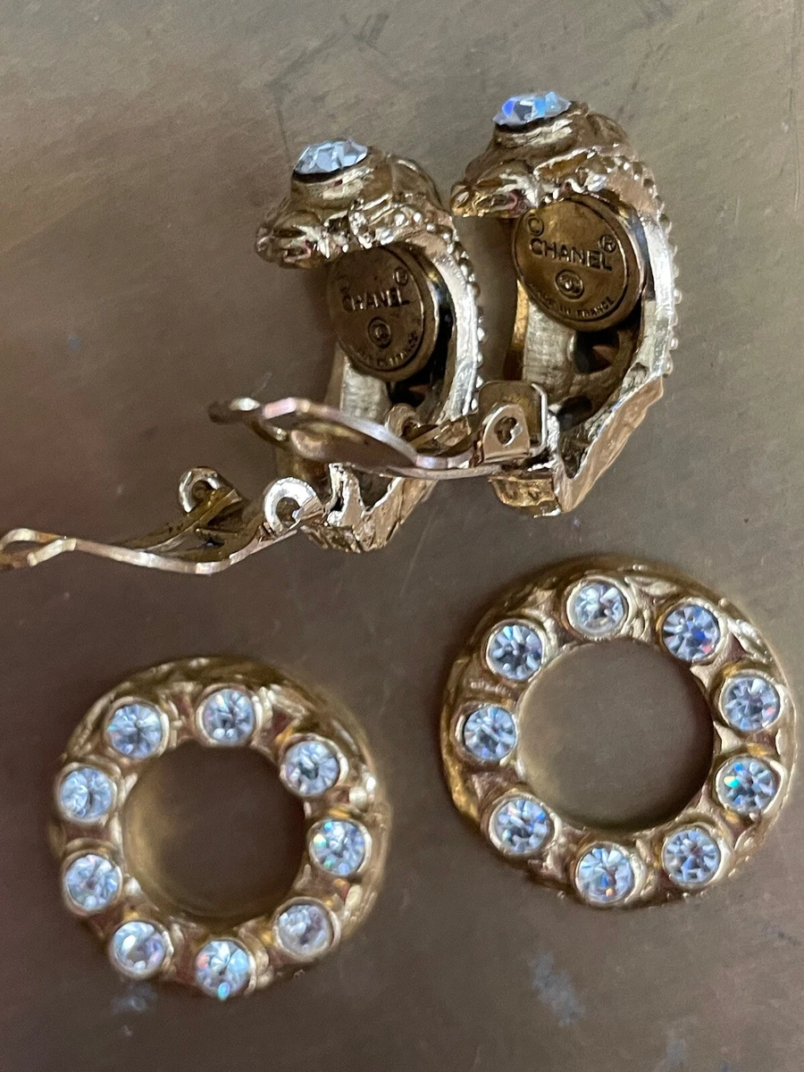 The most incredible vintage Chanel jewelry from the 1980s until