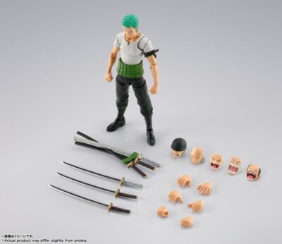 Bandai S.H.Figuarts Roronoa Zoro Romance Dawn SHF Action Figure