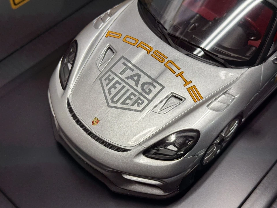 Porsche 718 Spyder RS Panamericana 1/18 Spark Dealer Ed. w/ Display Case - Image 2 of 4