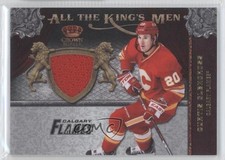 2011 Panini Crown Royale All the King's Men Memorabilia Curtis Glencross #11 0x1