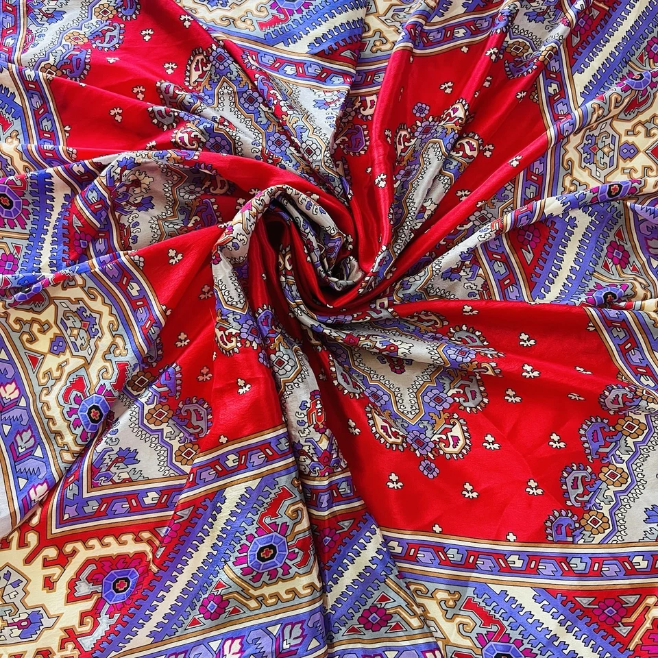 "Bufanda de seda vintage Oscar de la Renta 35""x35"" - Hecha en Japón" Foto 2 de 4