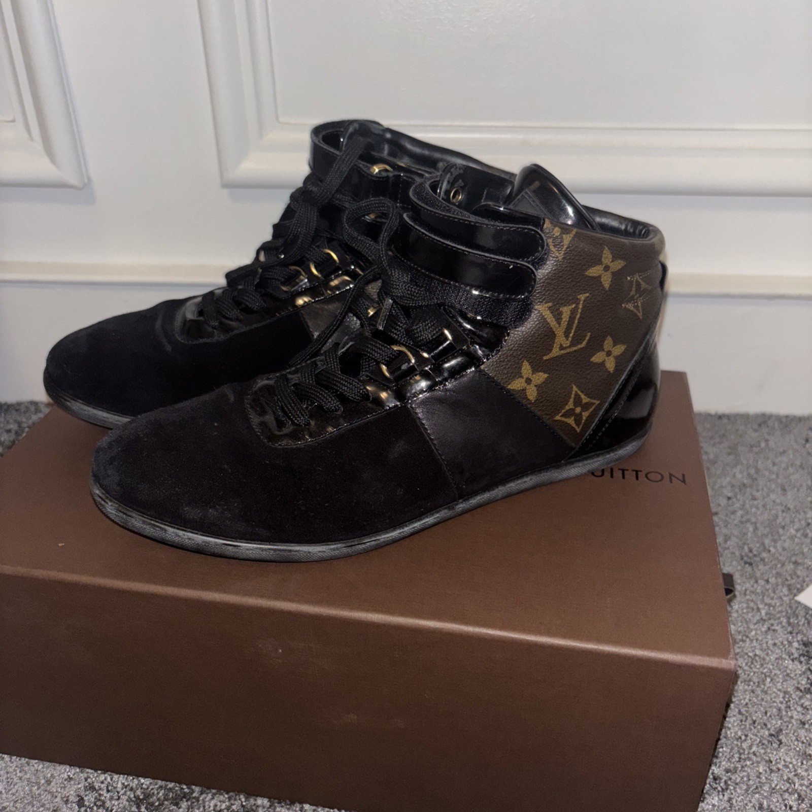 Louis Vuitton womens shoes size 5
