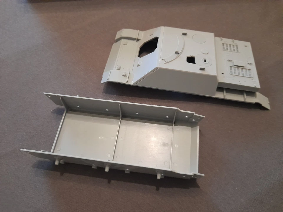 1:35 Dragon 9043 JAGDPANZER IV L/70 Command Version - Bild 2 von 3