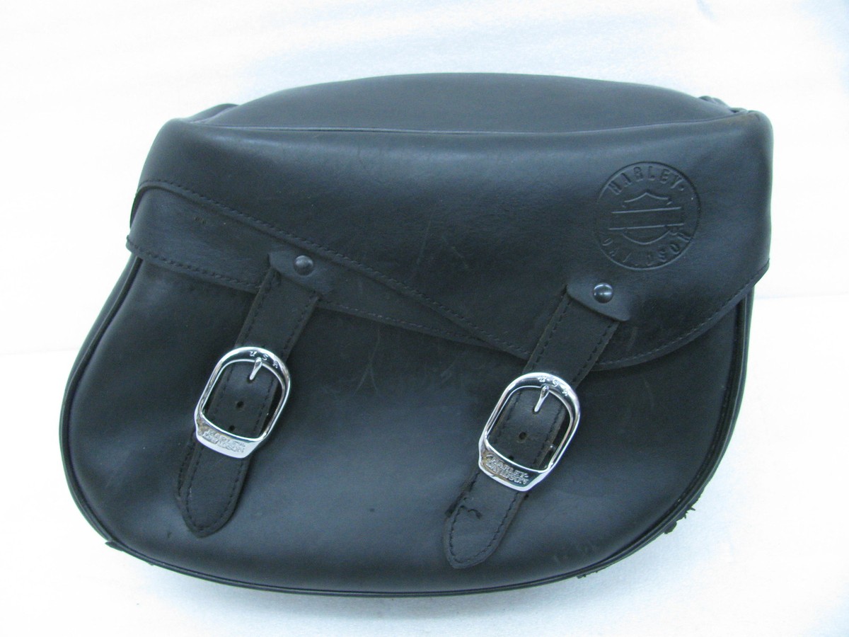 Harley Davidson Softail Right Side Saddlebag 91540-00 from kit