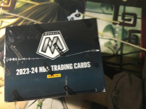 Caja bláster de baloncesto con mosaico Panini 2023/24... fábrica SEALD VICTOR RC..? - Imagen 6 de 6