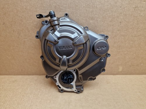 Yamaha MT-07 MT07 Right engine clutch cover casing Genuine OE 2014 - 2017