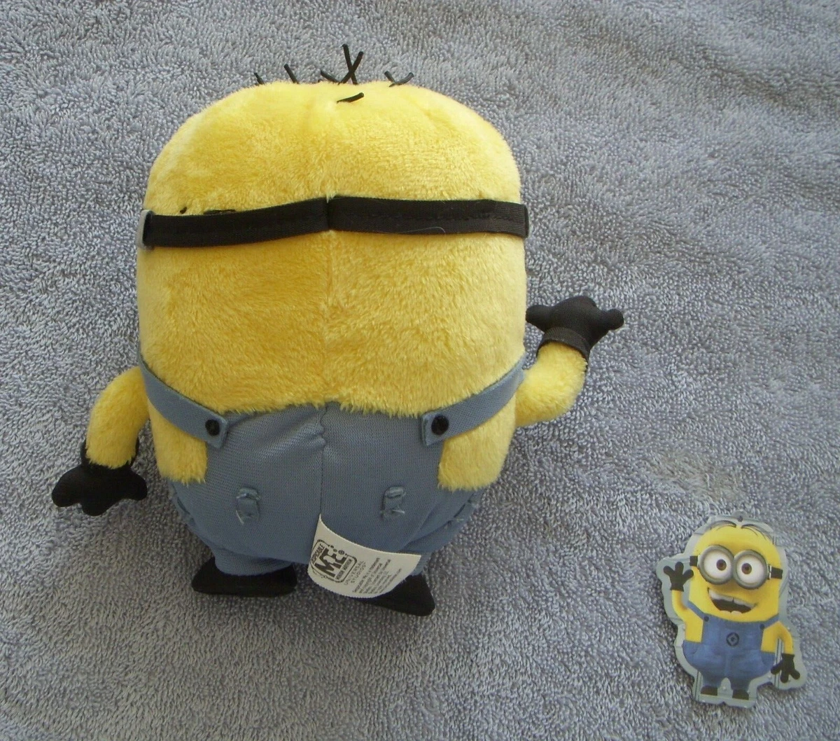 Patrick deals minion plush