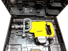 New DEWALT D25872K Demolition Hammer Drill SDS MAX 19-lbs