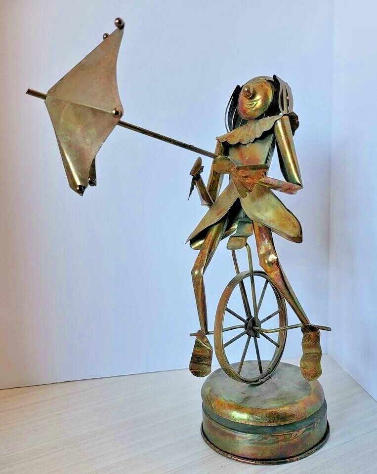 Vintage Sankyo-Japan Metal Sculpture/Music Box Clown w/Umbrella