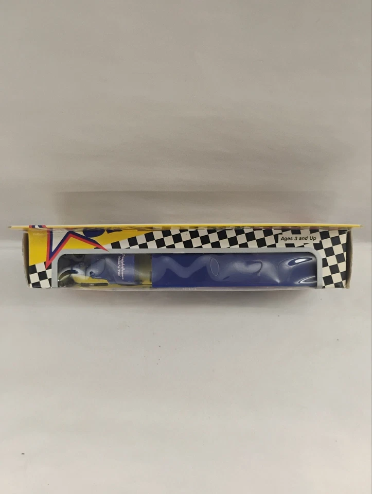 1995 Matchbox 1/87 Super Star Series 2 NASCAR Team Transporter Straight Arrow - Image 2 of 4